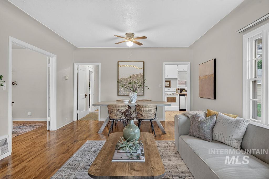 2103 Lincoln St, Caldwell, Idaho 83605, 3 Bedrooms, 1 Bathroom, Residential For Sale, Price $379,000, 98994784