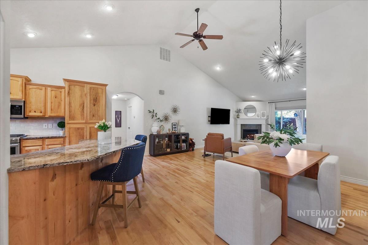 16915 N Darmady Loop, Nampa, Idaho 83687, 3 Bedrooms, 2 Bathrooms, Residential For Sale, Price $449,900, 98994786