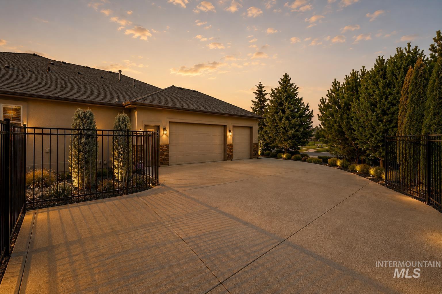 3494 S Sugar Loaf Pl, Eagle, Idaho 83616, 4 Bedrooms, 2.5 Bathrooms, Residential For Sale, Price $1,199,999, 98994787