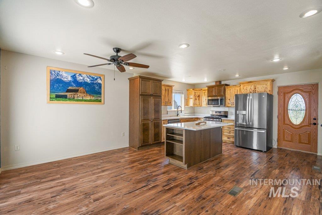 1028 Granlund Rd, Troy, Idaho 83871, 4 Bedrooms, 2 Bathrooms, Residential For Sale, Price $750,000,MLS 98994791