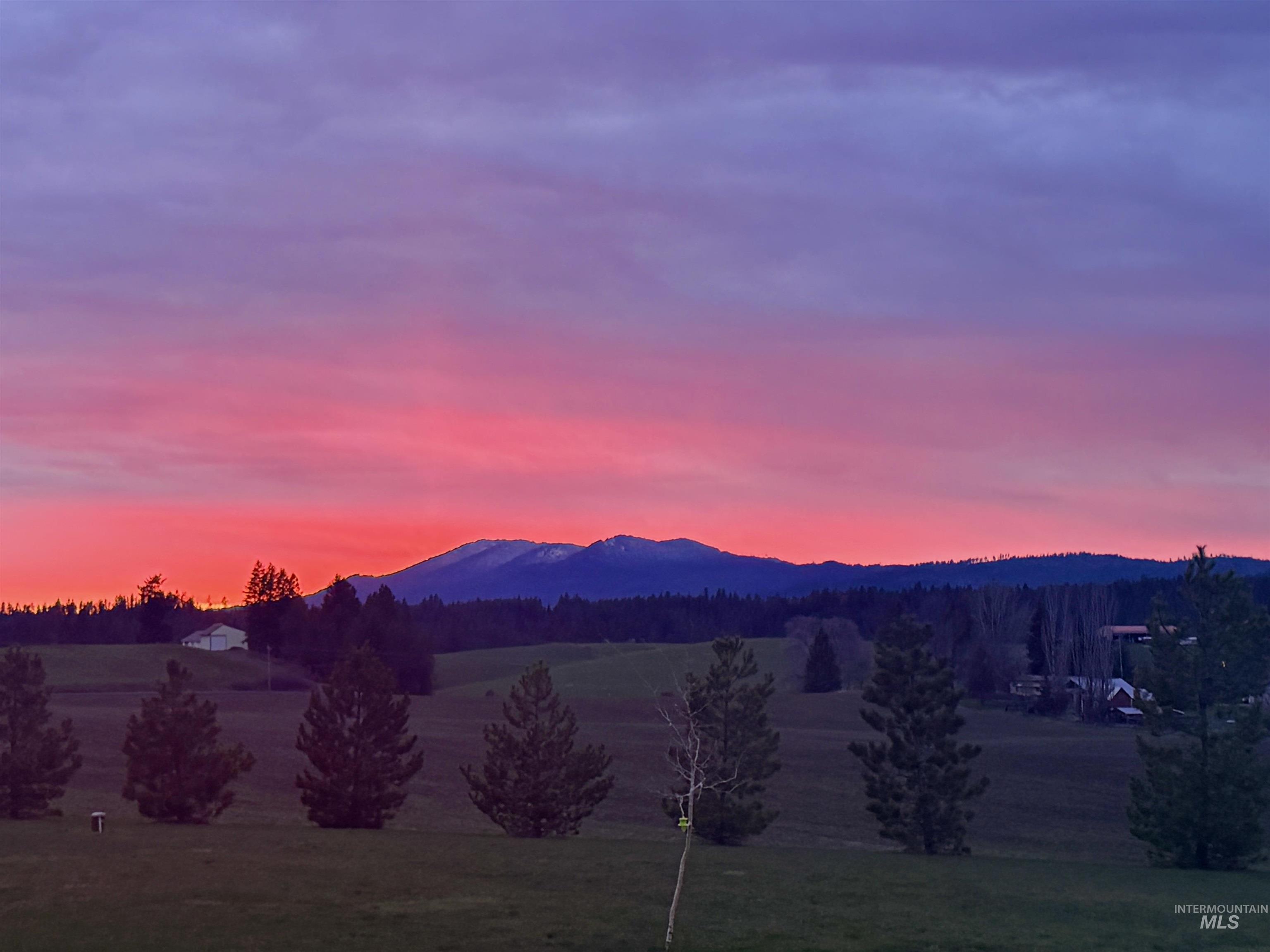 1028 Granlund Rd, Troy, Idaho 83871, 4 Bedrooms, 2 Bathrooms, Residential For Sale, Price $800,000, 98994791