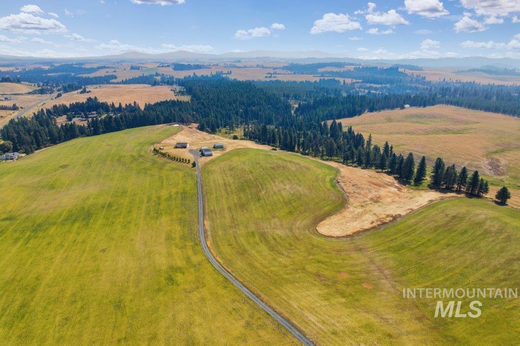 1028 Granlund Rd, Troy, Idaho 83871, 4 Bedrooms, 2 Bathrooms, Residential For Sale, Price $750,000,MLS 98994791