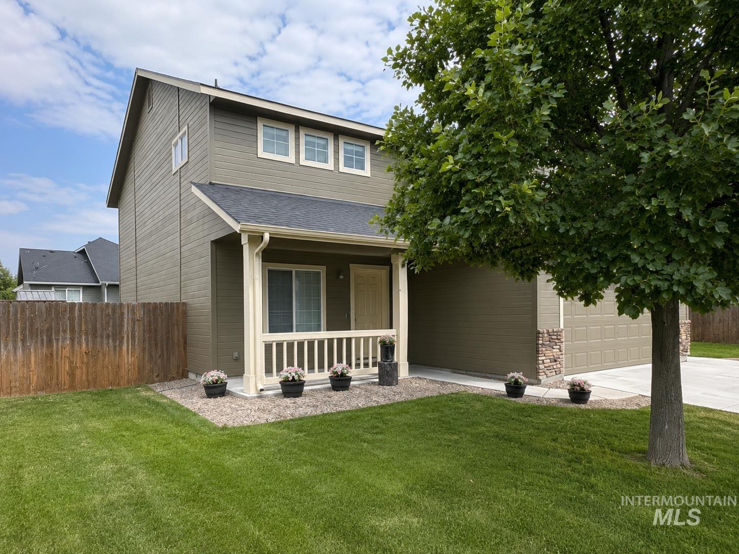1400 NW Dry Creek, Mountain Home, Idaho 83647, 4 Bedrooms, 2.5 Bathrooms, Residential For Sale, Price $424,900,MLS 98994792