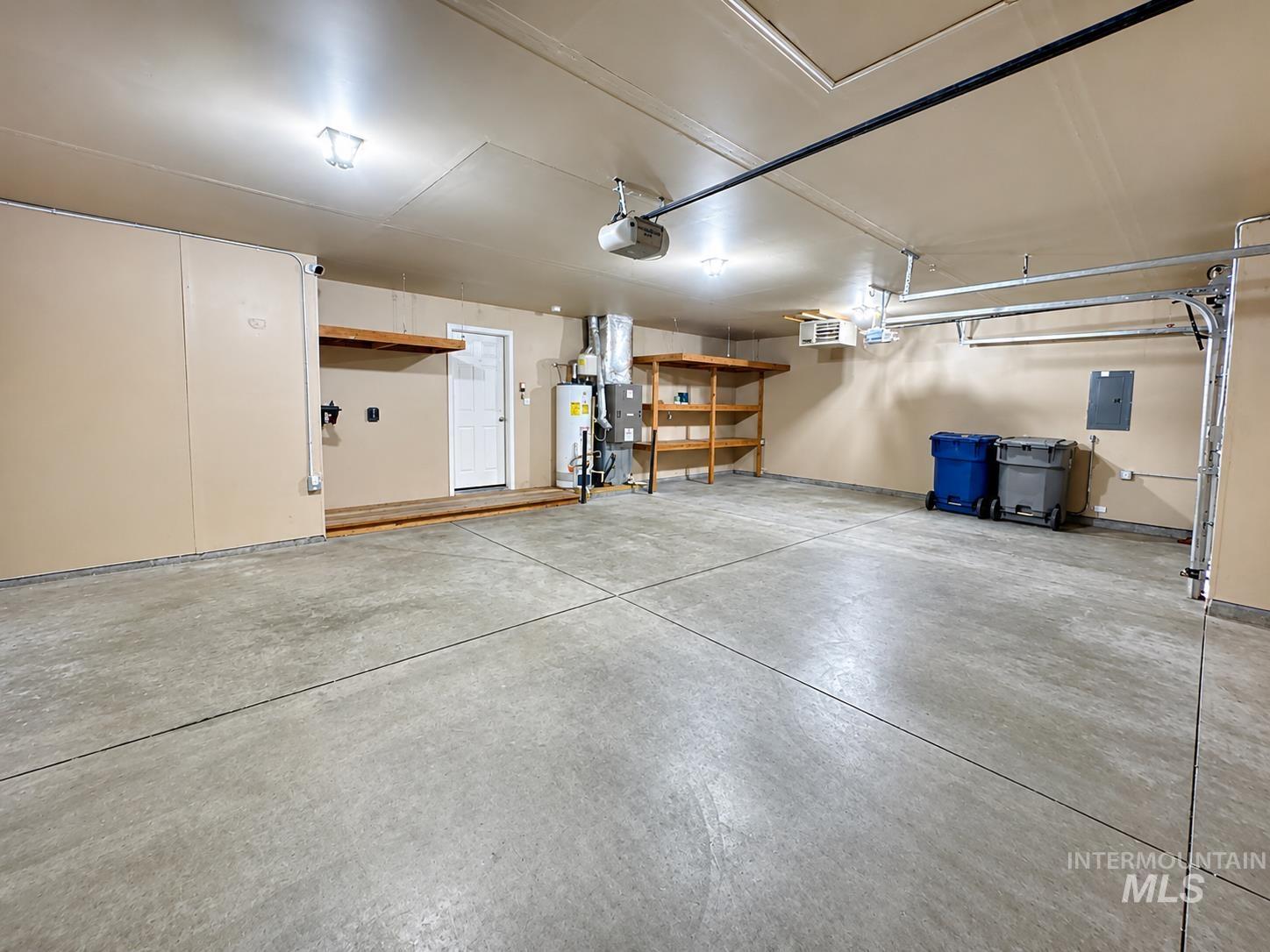 1400 NW Dry Creek, Mountain Home, Idaho 83647, 4 Bedrooms, 2.5 Bathrooms, Residential For Sale, Price $424,900,MLS 98994792