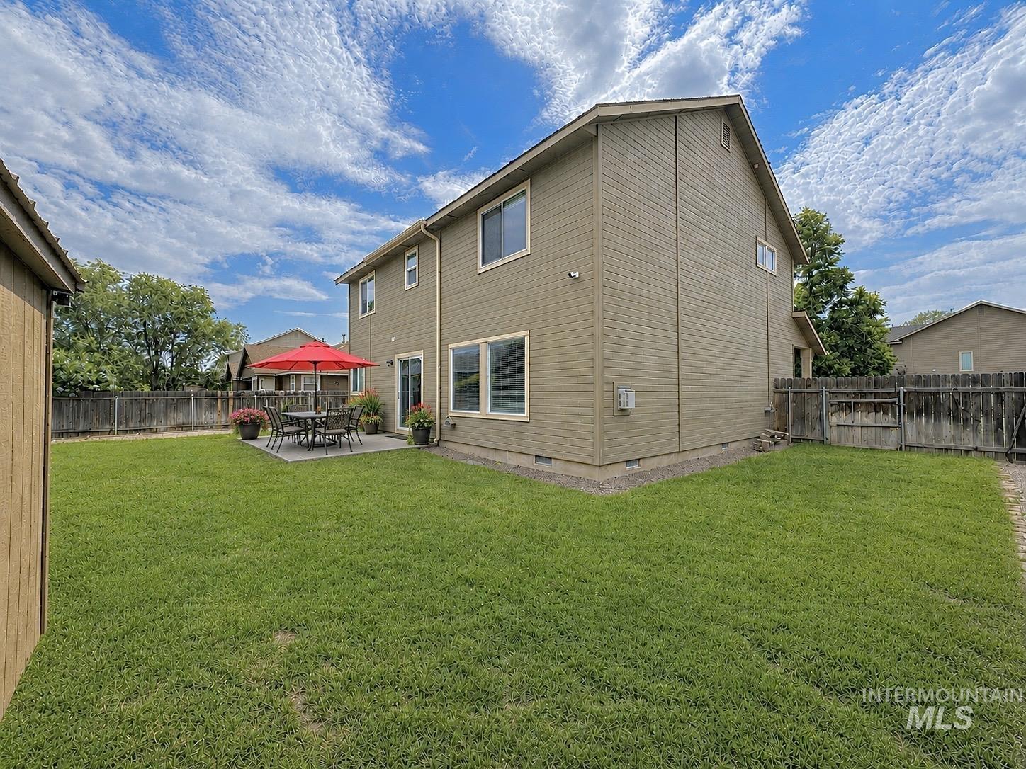 1400 NW Dry Creek, Mountain Home, Idaho 83647, 4 Bedrooms, 2.5 Bathrooms, Residential For Sale, Price $424,900,MLS 98994792