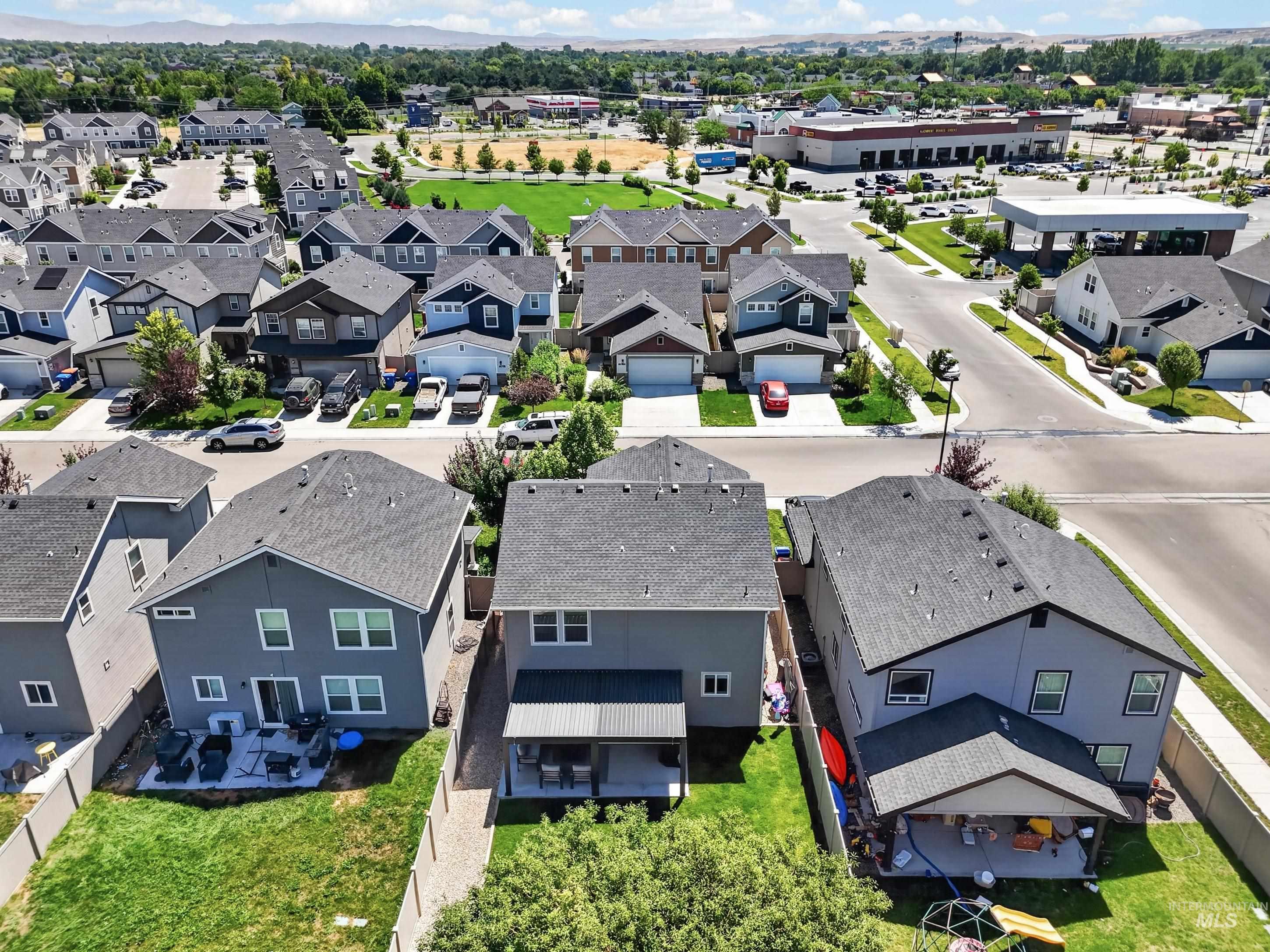 6085 S Carlburg Ave, Boise, Idaho 83709, 3 Bedrooms, 2.5 Bathrooms, Residential For Sale, Price $460,000, 98994794