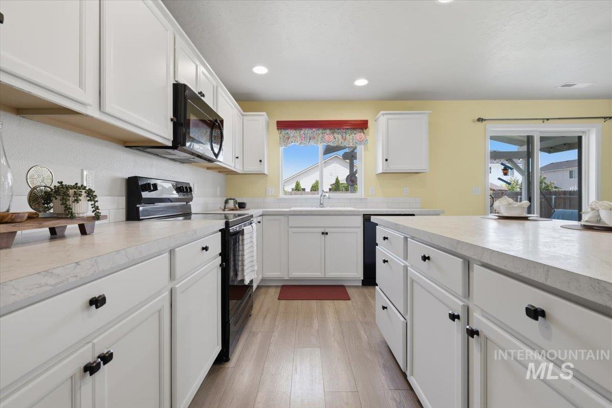 12828 Conner, Caldwell, Idaho 83607, 4 Bedrooms, 2.5 Bathrooms, Residential For Sale, Price $484,999, 98994795