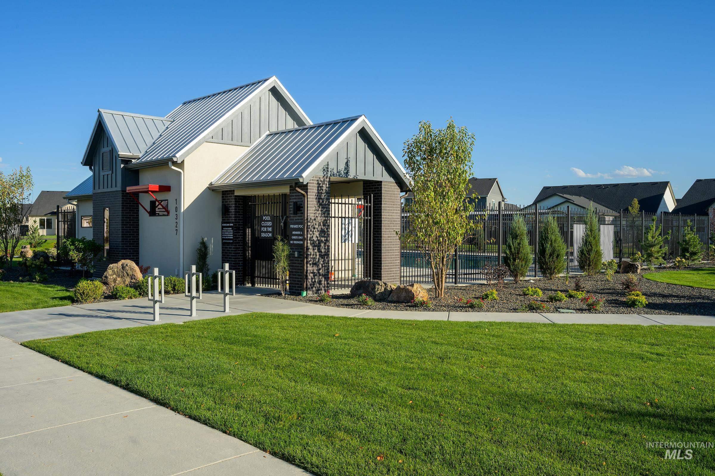 18079 Cinder Brook Ave, Nampa, Idaho 83687, 3 Bedrooms, 2.5 Bathrooms, Residential For Sale, Price $534,600,MLS 98994800