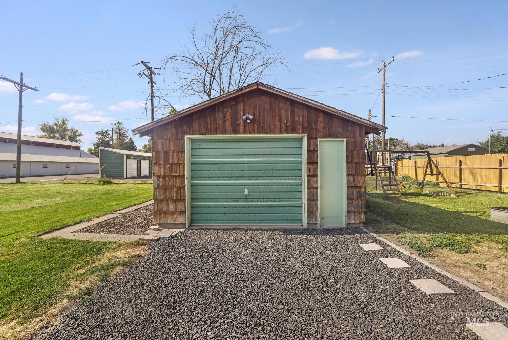 107 W Midway St, Filer, Idaho 83301, 3 Bedrooms, 1 Bathroom, Residential For Sale, Price $269,900, 98994802