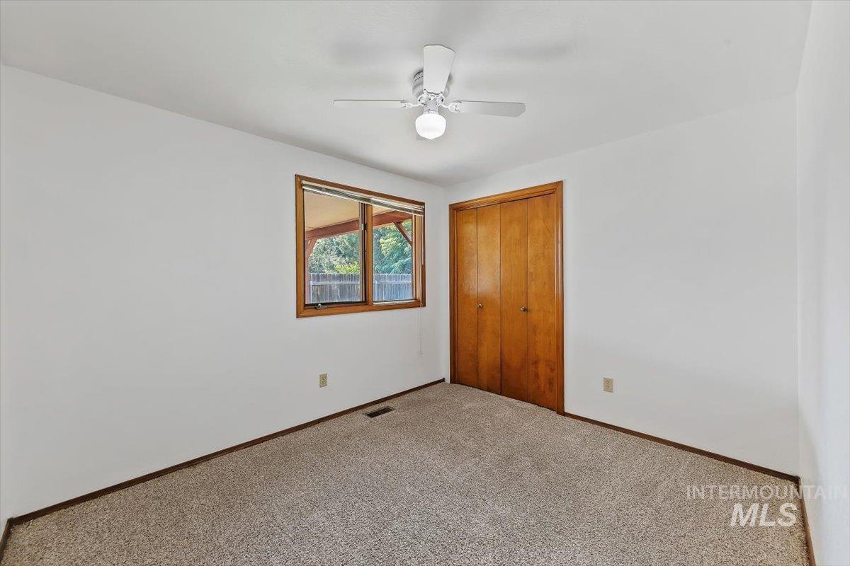 10321 W Macaw Ct, Boise, Idaho 83704, 3 Bedrooms, 2 Bathrooms, Residential For Sale, Price $449,900,MLS 98994804