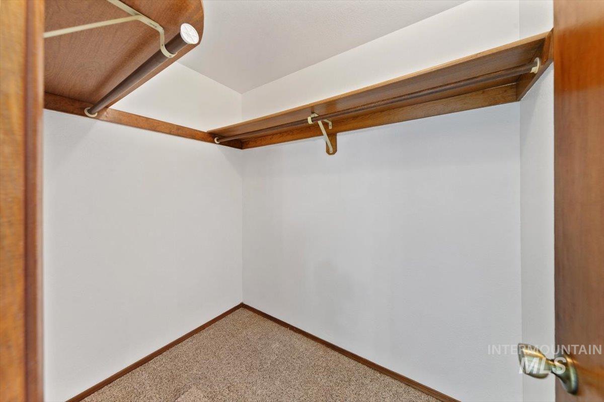 10321 W Macaw Ct, Boise, Idaho 83704, 3 Bedrooms, 2 Bathrooms, Residential For Sale, Price $449,900,MLS 98994804