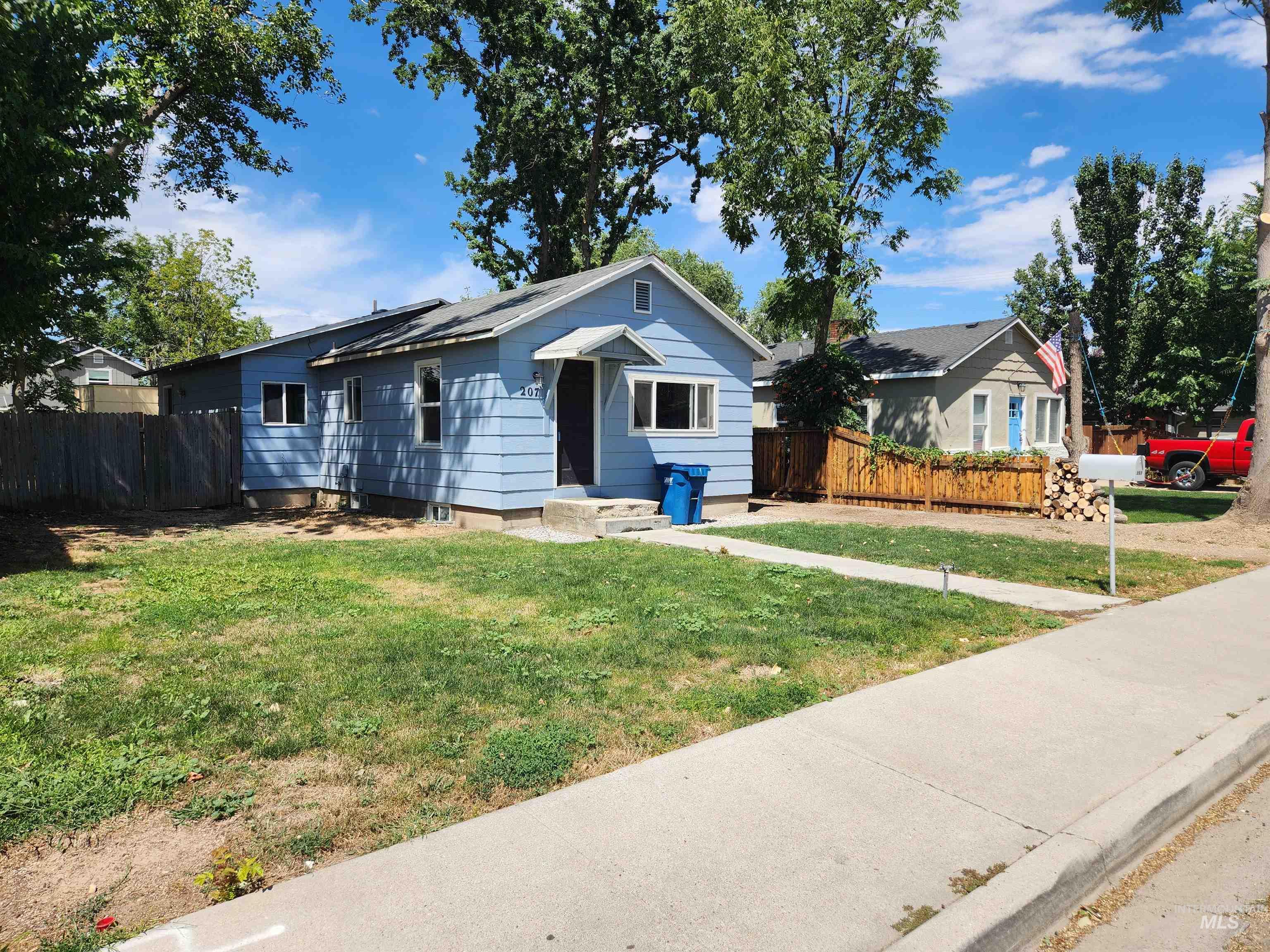 207 9th Ave N, Nampa, Idaho 83687, 3 Bedrooms, 1 Bathroom, Residential For Sale, Price $305,500,MLS 98994806
