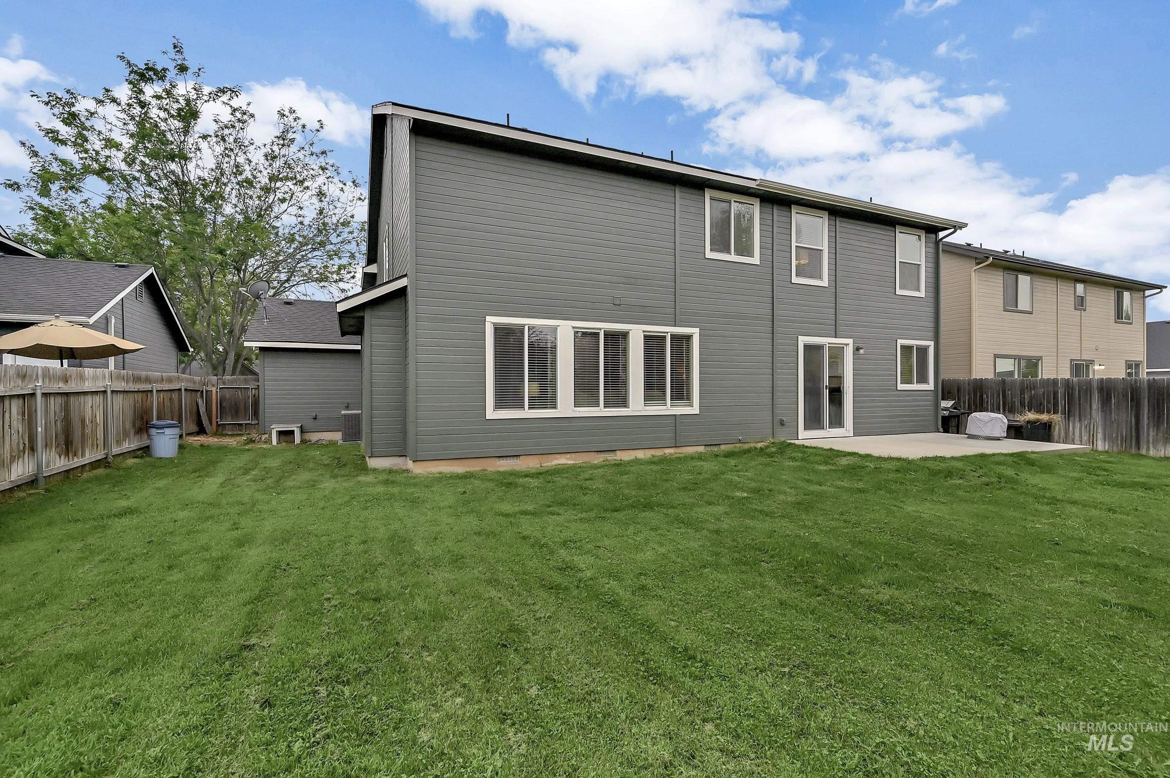 5326 N Isla Ave, Meridian, Idaho 83646, 4 Bedrooms, 2.5 Bathrooms, Residential For Sale, Price $569,000, 98994811