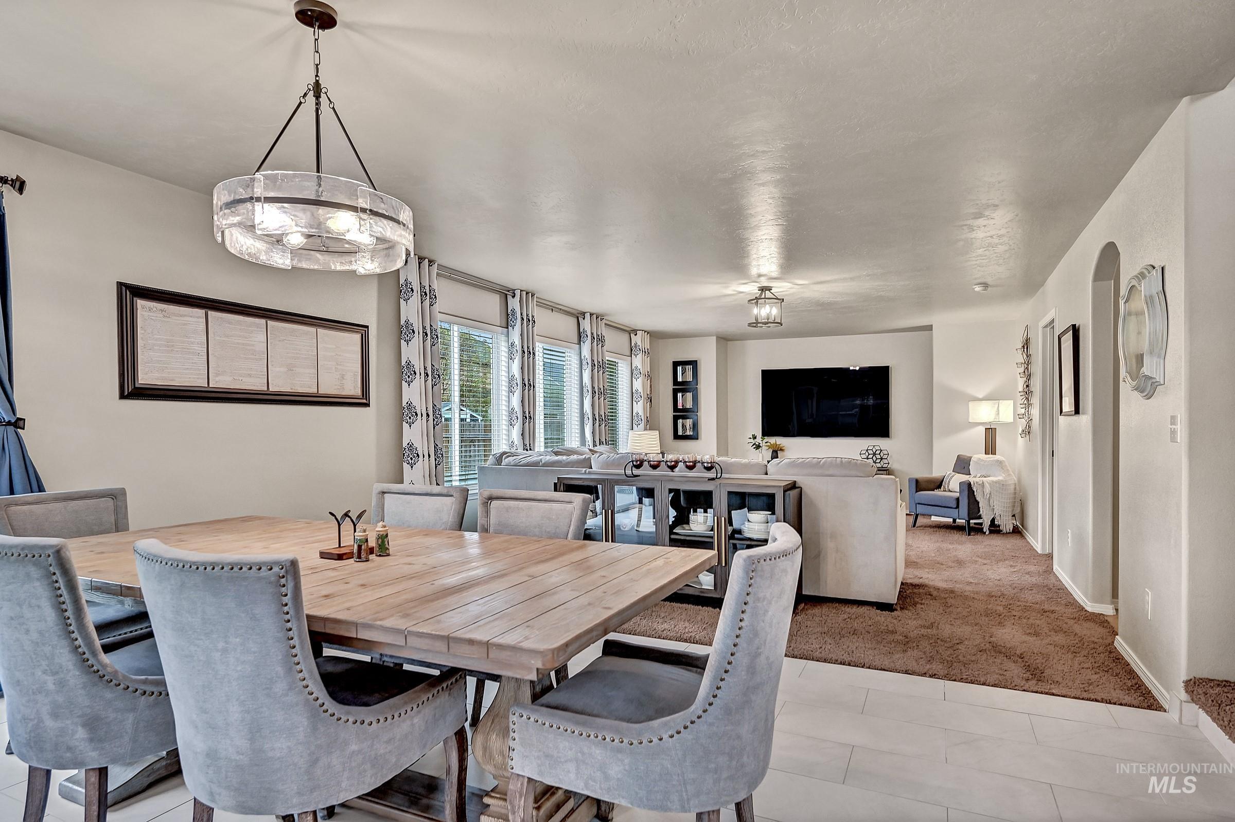 5326 N Isla Ave, Meridian, Idaho 83646, 4 Bedrooms, 2.5 Bathrooms, Residential For Sale, Price $569,000, 98994811