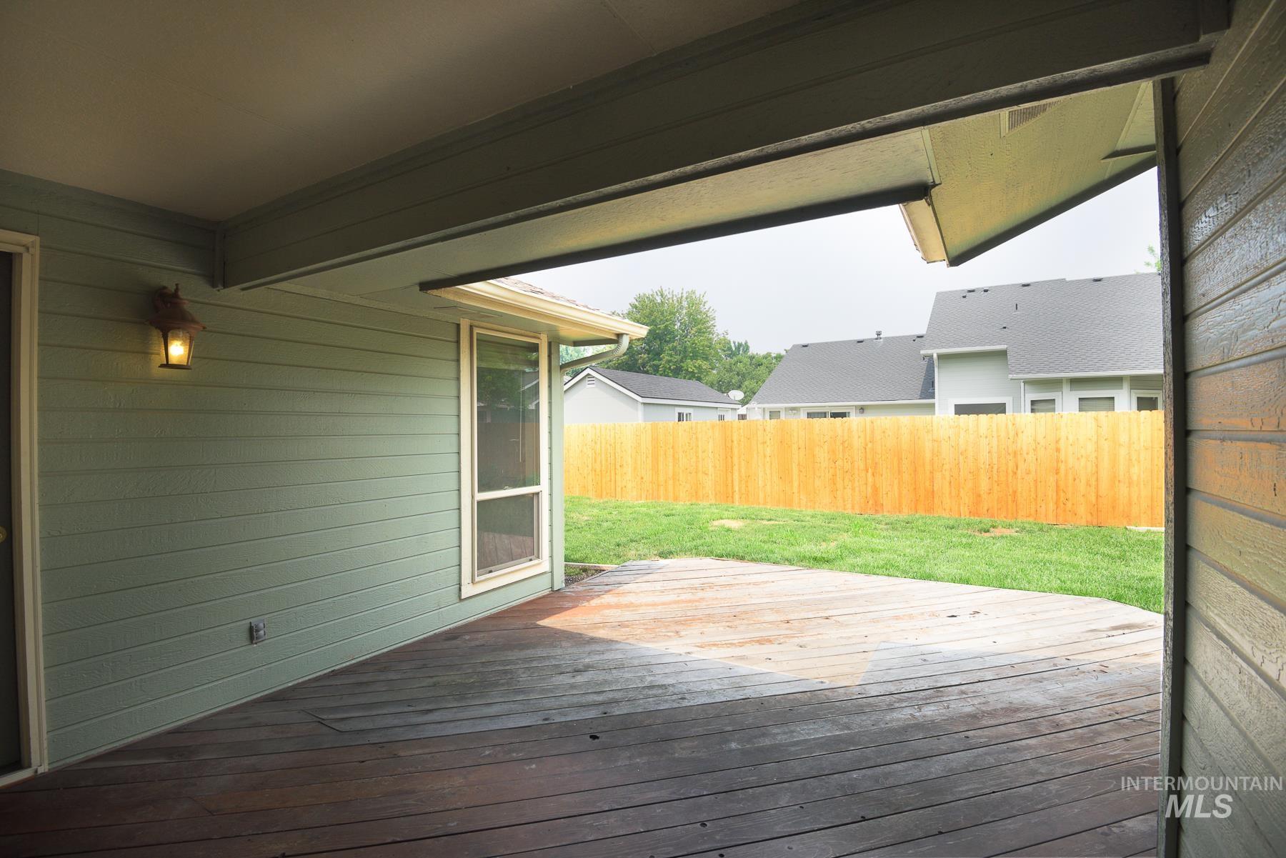10080 W Whirlaway Dr, Boise, Idaho 83704, 3 Bedrooms, 2 Bathrooms, Residential For Sale, Price $484,900,MLS 98994812