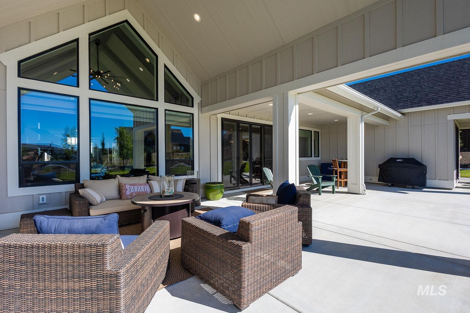 11329 N Elk Ridge Way, Boise, Idaho 83714, 3 Bedrooms, 3.5 Bathrooms, Residential For Sale, Price $1,599,000,MLS 98994818