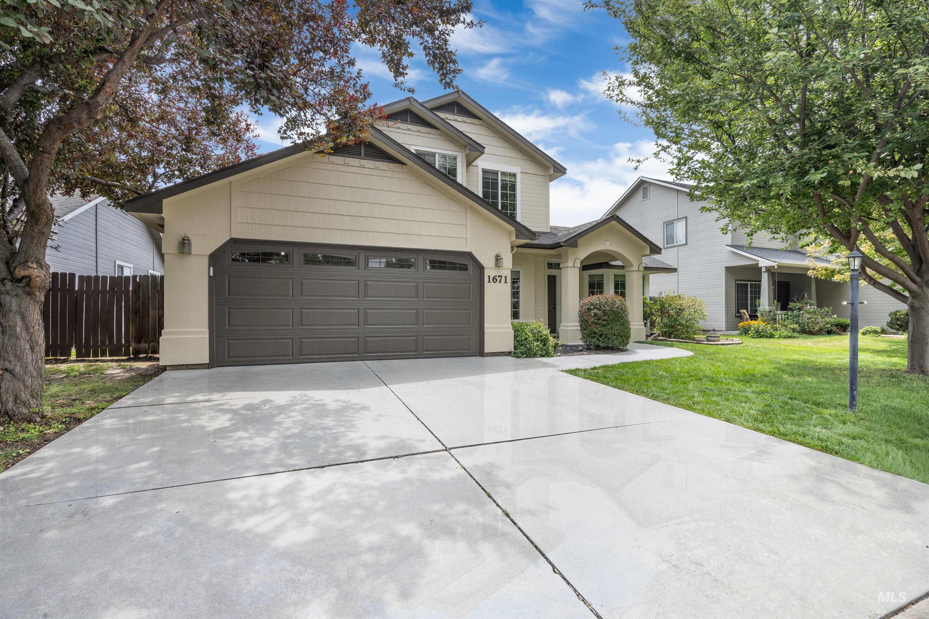 1671 W Apgar Creek Dr., Meridian, Idaho 83646, 4 Bedrooms, 2.5 Bathrooms, Residential For Sale, Price $469,900, 98994822