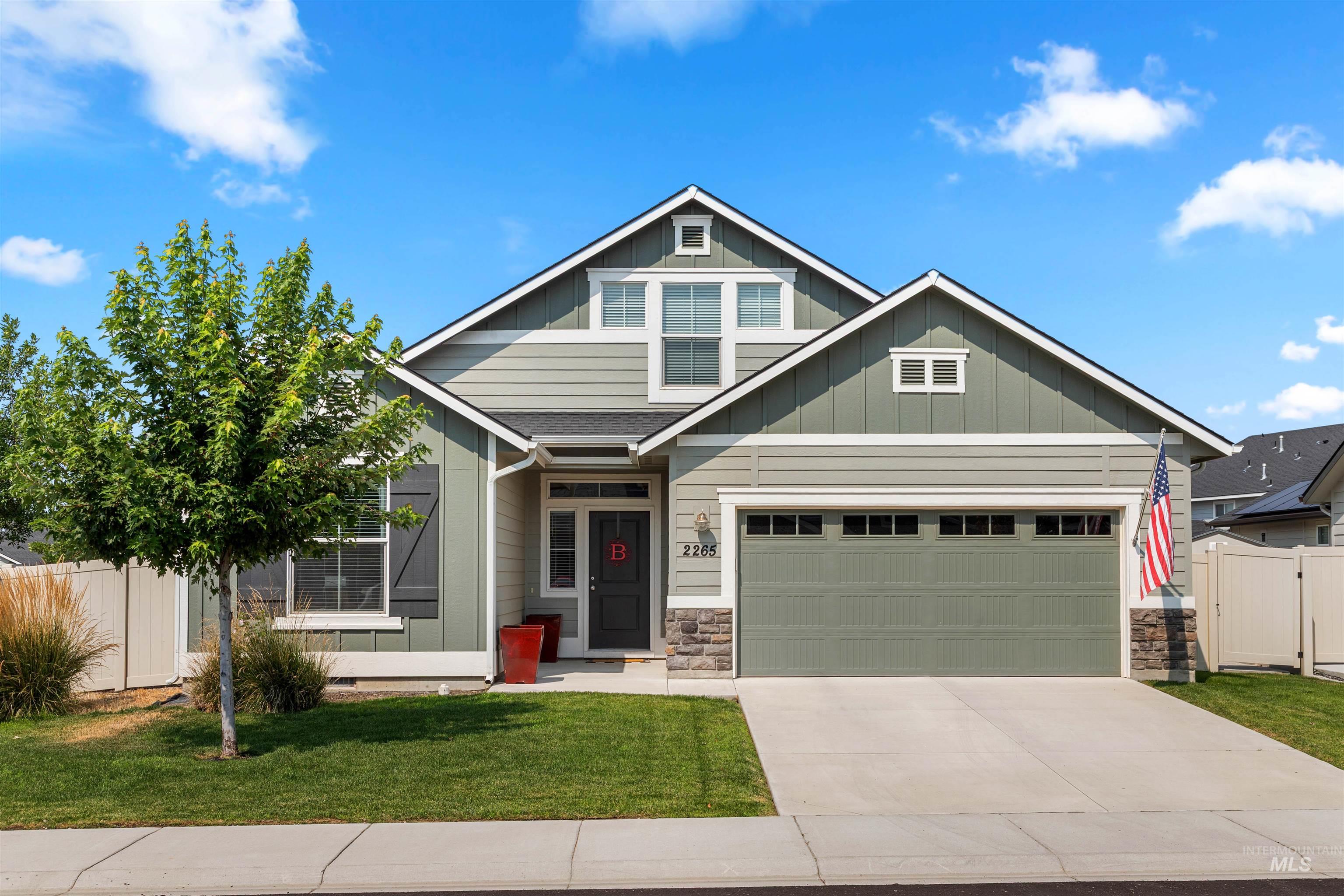 2265 N Penny Lake Ave, Star, Idaho 83669, 3 Bedrooms, 2 Bathrooms, Residential For Sale, Price $499,900,MLS 98994833