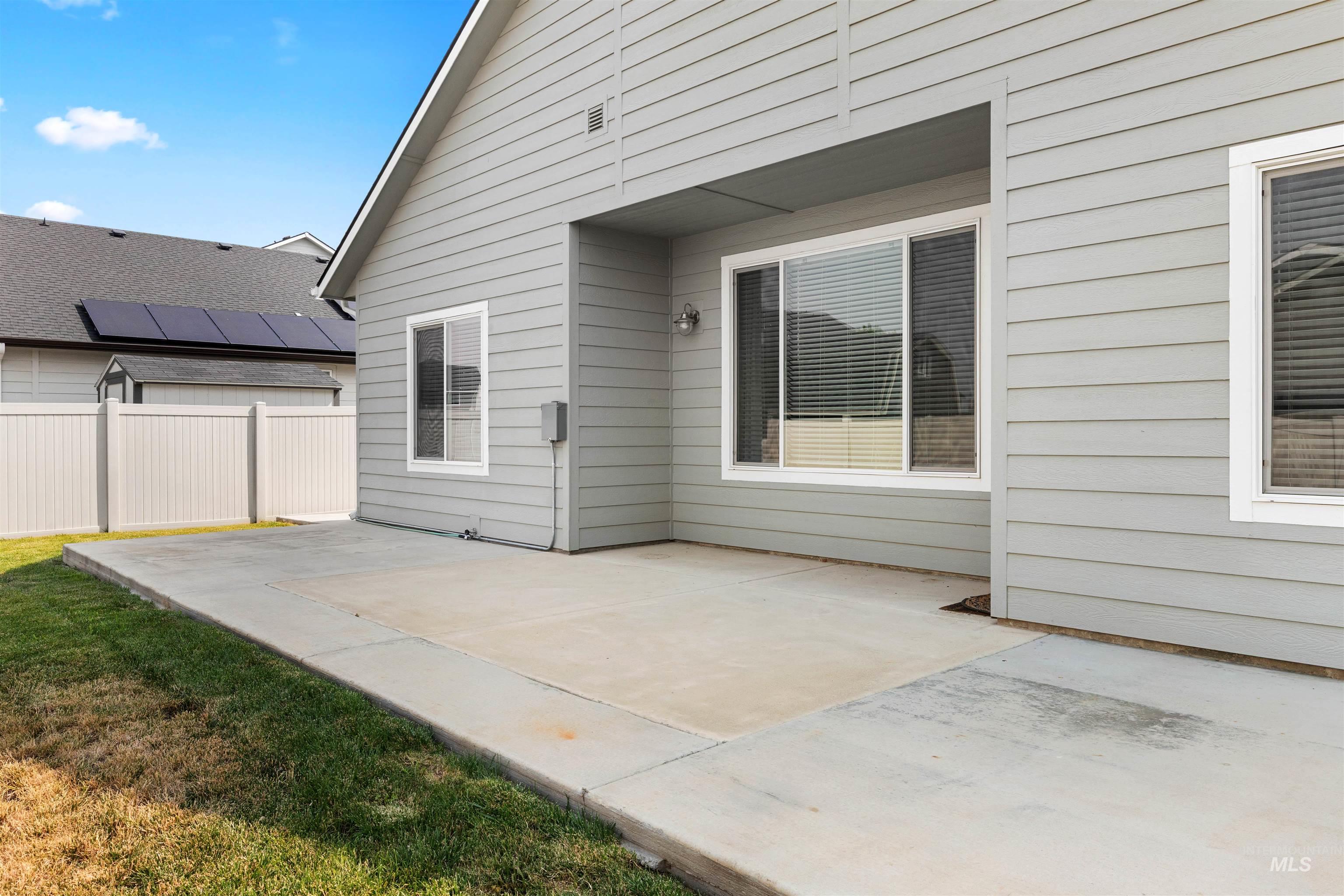 2265 N Penny Lake Ave, Star, Idaho 83669, 3 Bedrooms, 2 Bathrooms, Residential For Sale, Price $499,900,MLS 98994833