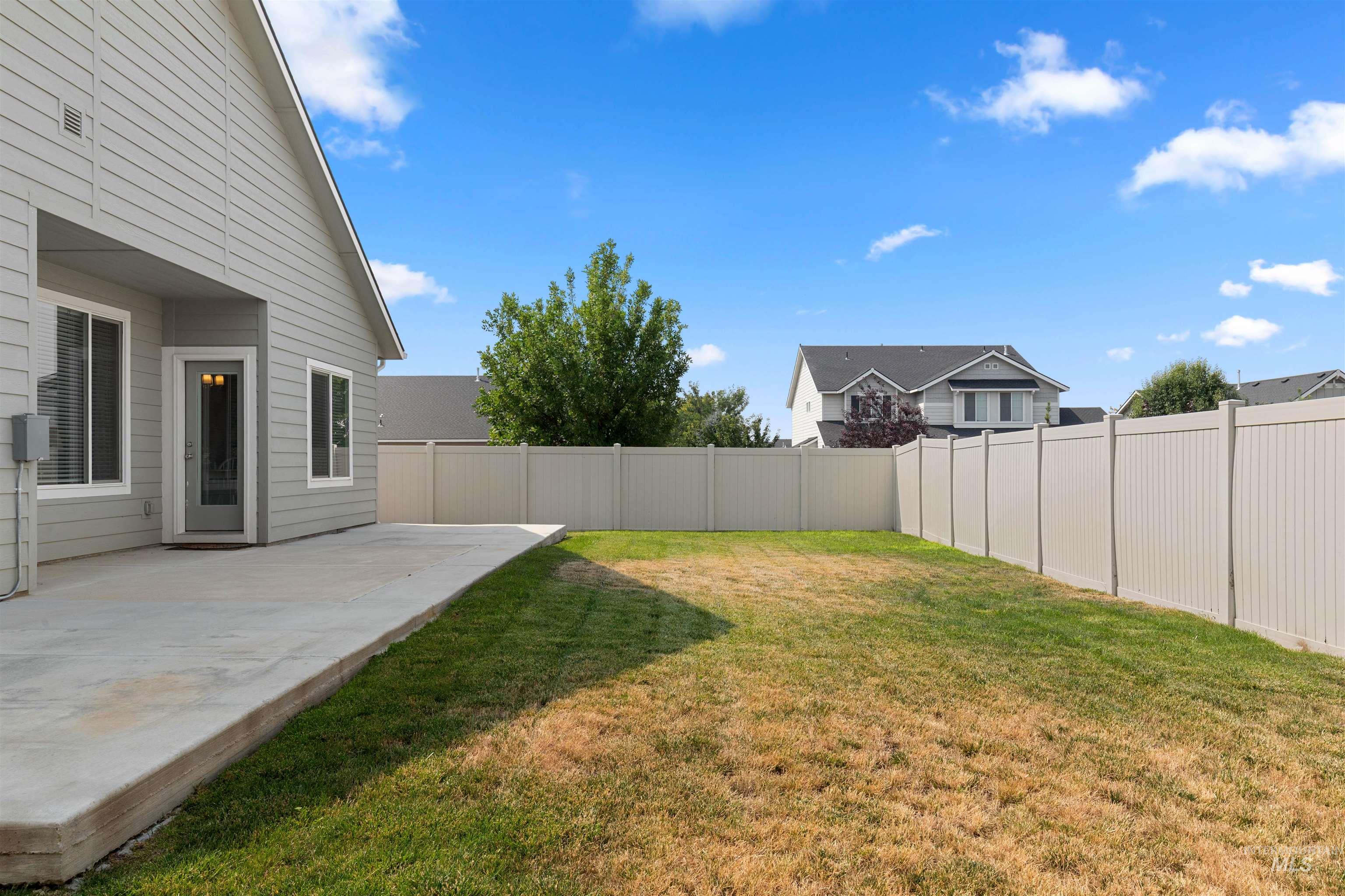 2265 N Penny Lake Ave, Star, Idaho 83669, 3 Bedrooms, 2 Bathrooms, Residential For Sale, Price $499,900,MLS 98994833