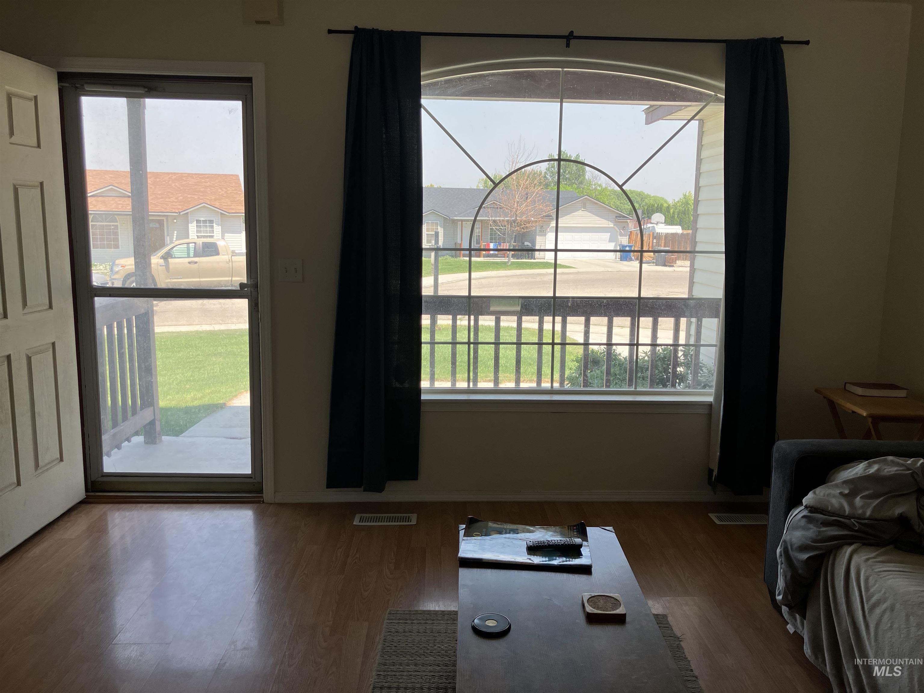 509 cedar park Ln, Nampa, Idaho 83686, 3 Bedrooms, 2 Bathrooms, Residential For Sale, Price $329,900,MLS 98994841