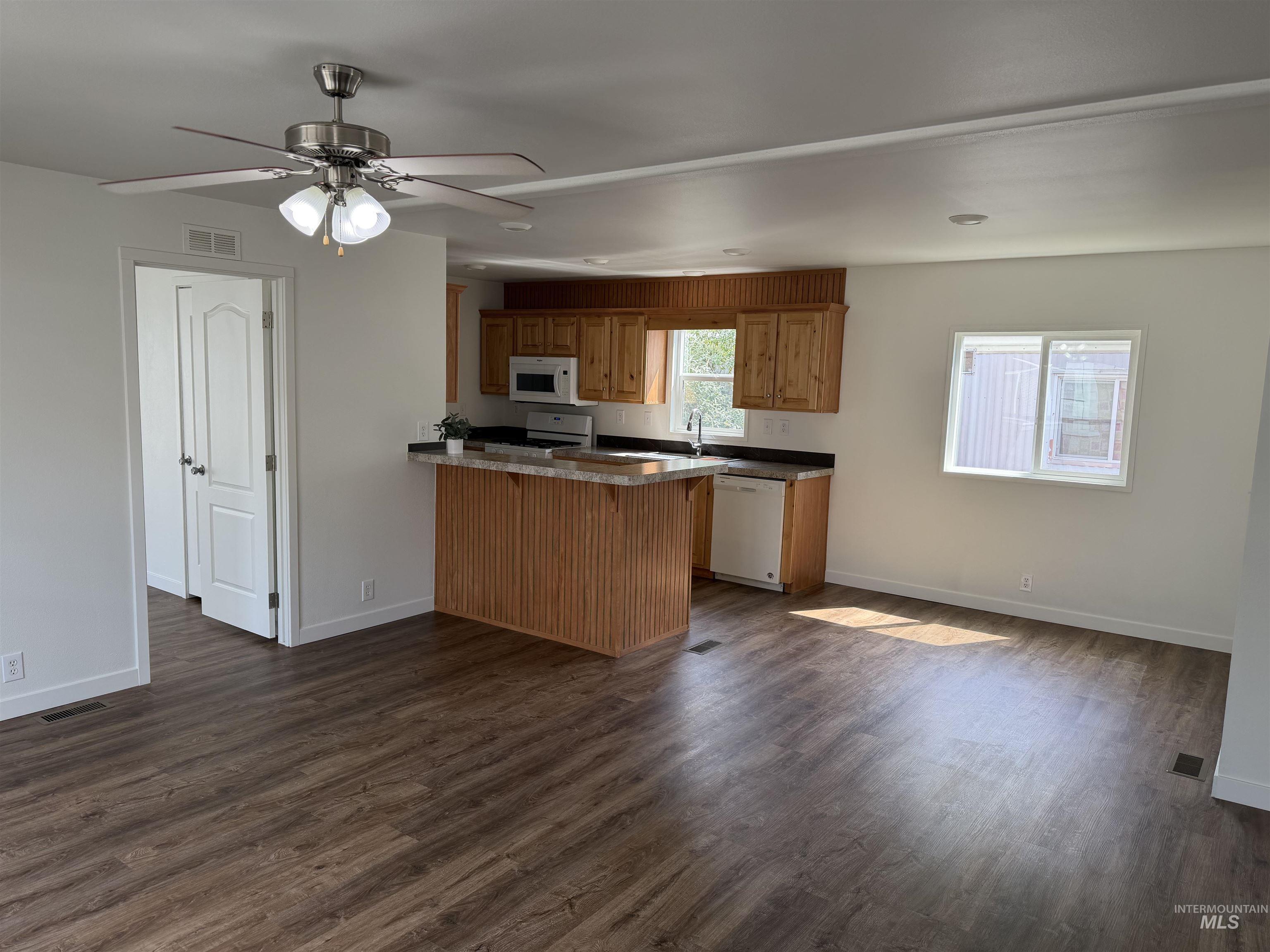 181 N Liberty Street, Boise, Idaho 83704, 3 Bedrooms, 2 Bathrooms, Residential For Sale, Price $129,000, 98994842