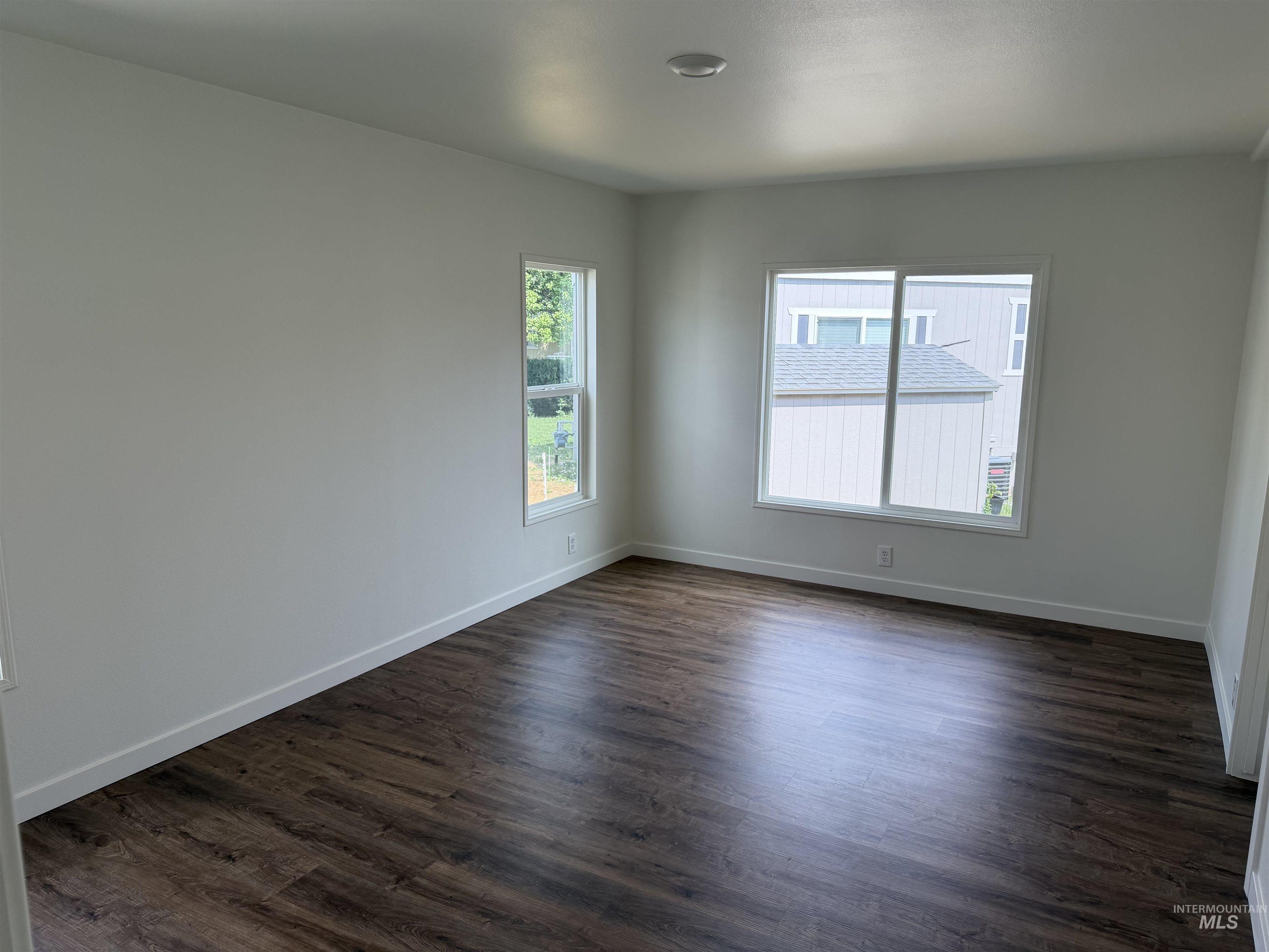 181 N Liberty Street, Boise, Idaho 83704, 3 Bedrooms, 2 Bathrooms, Residential For Sale, Price $129,000, 98994842