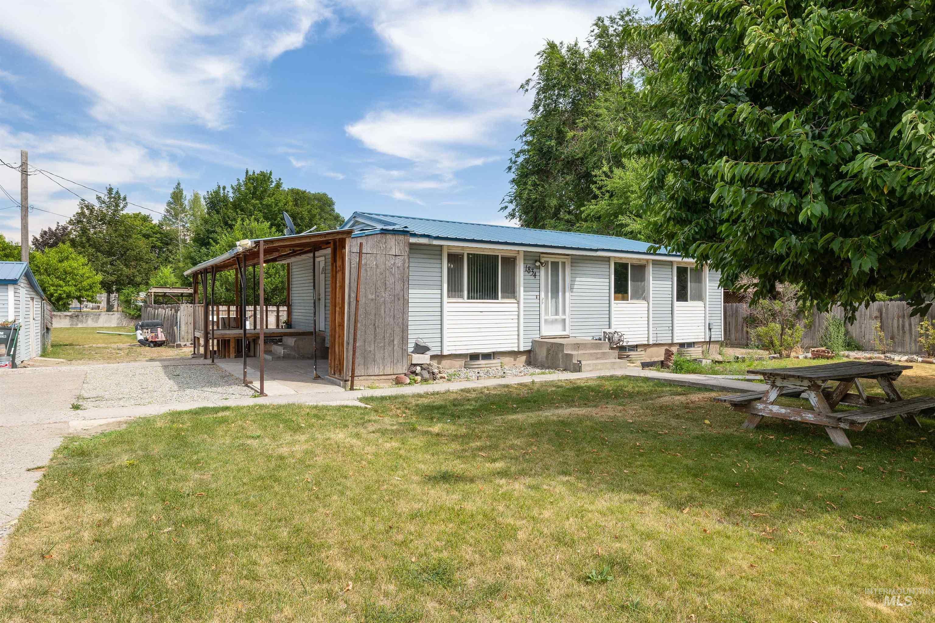 1834 V Street, Heyburn, Idaho 83336, 2 Bedrooms, 1 Bathroom, Residential For Sale, Price $265,000, 98994850