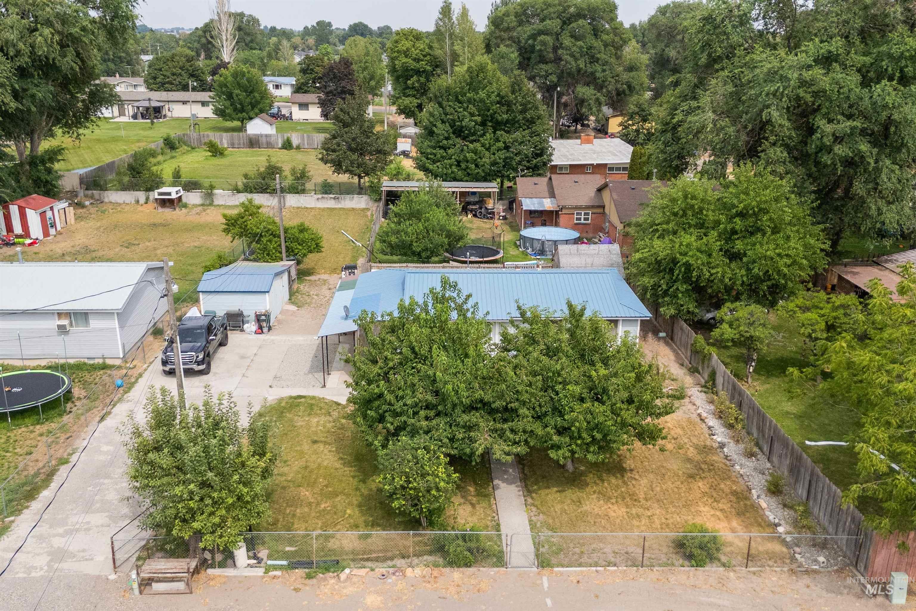 1834 V Street, Heyburn, Idaho 83336, 2 Bedrooms, 1 Bathroom, Residential For Sale, Price $265,000, 98994850