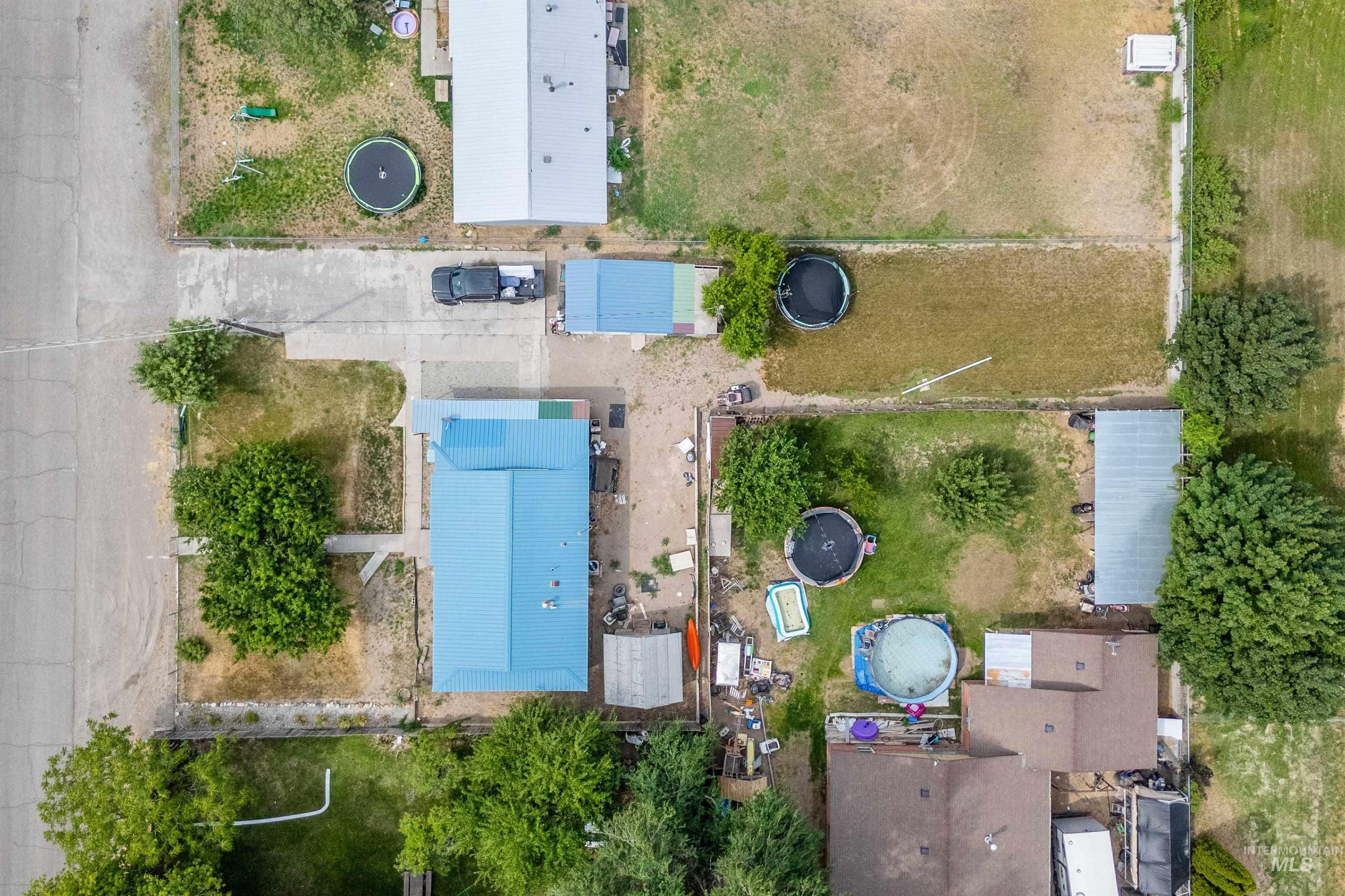 1834 V Street, Heyburn, Idaho 83336, 2 Bedrooms, 1 Bathroom, Residential For Sale, Price $265,000, 98994850
