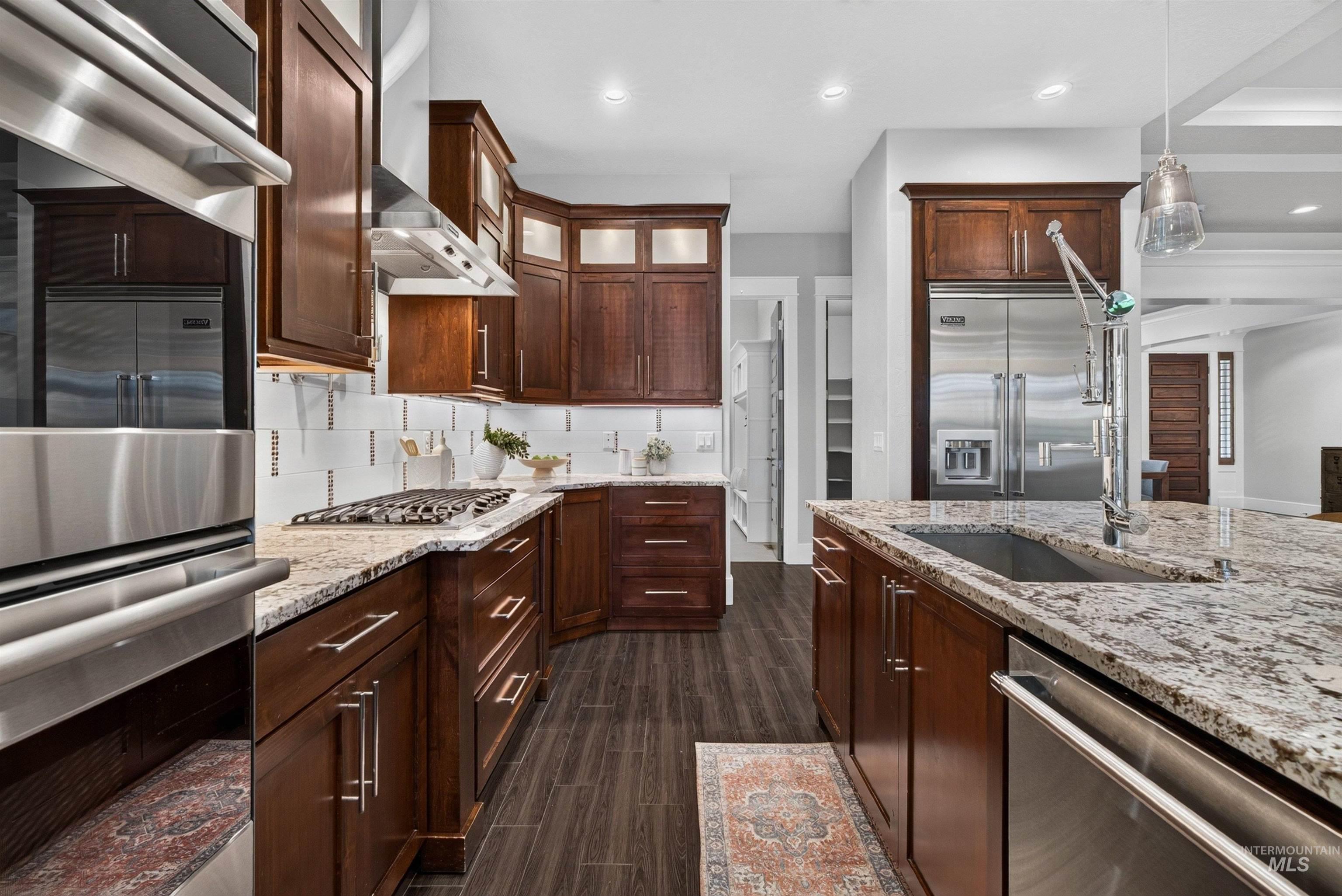 4221 W Greenspire Dr, Meridian, Idaho 83646, 5 Bedrooms, 3.5 Bathrooms, Residential For Sale, Price $1,295,000,MLS 98994851