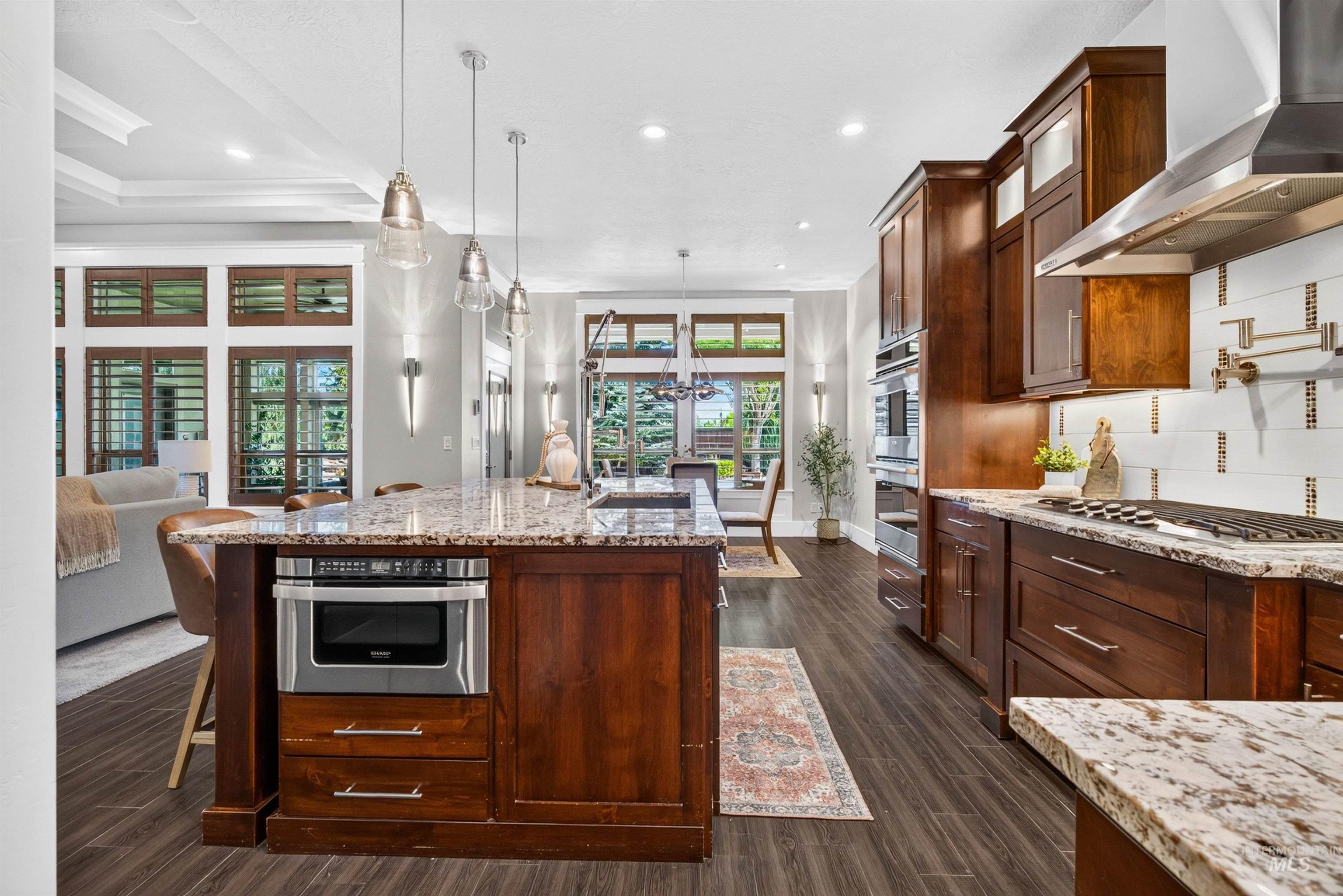 4221 W Greenspire Dr, Meridian, Idaho 83646, 5 Bedrooms, 3.5 Bathrooms, Residential For Sale, Price $1,295,000,MLS 98994851