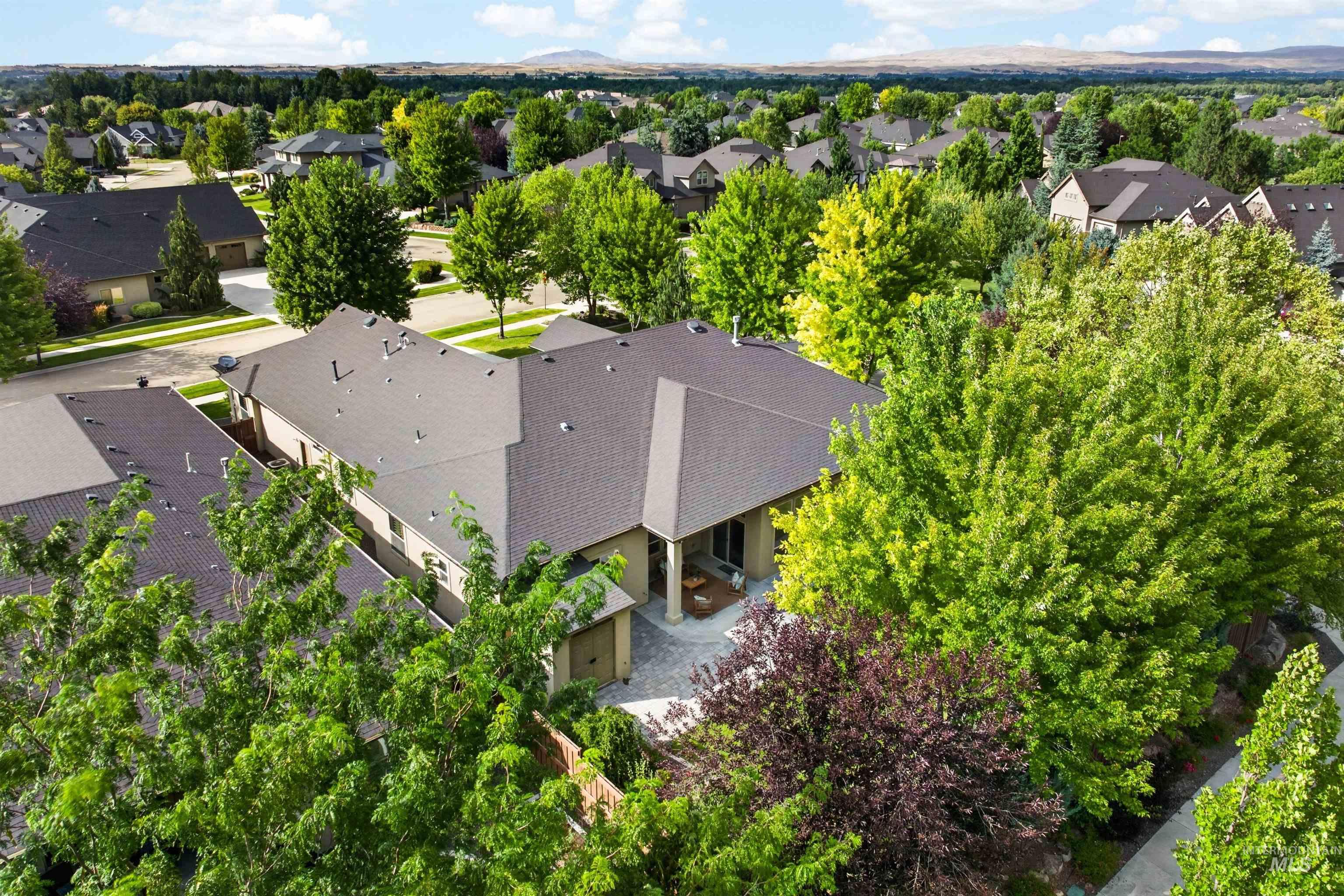 4221 W Greenspire Dr, Meridian, Idaho 83646, 5 Bedrooms, 3.5 Bathrooms, Residential For Sale, Price $1,295,000,MLS 98994851