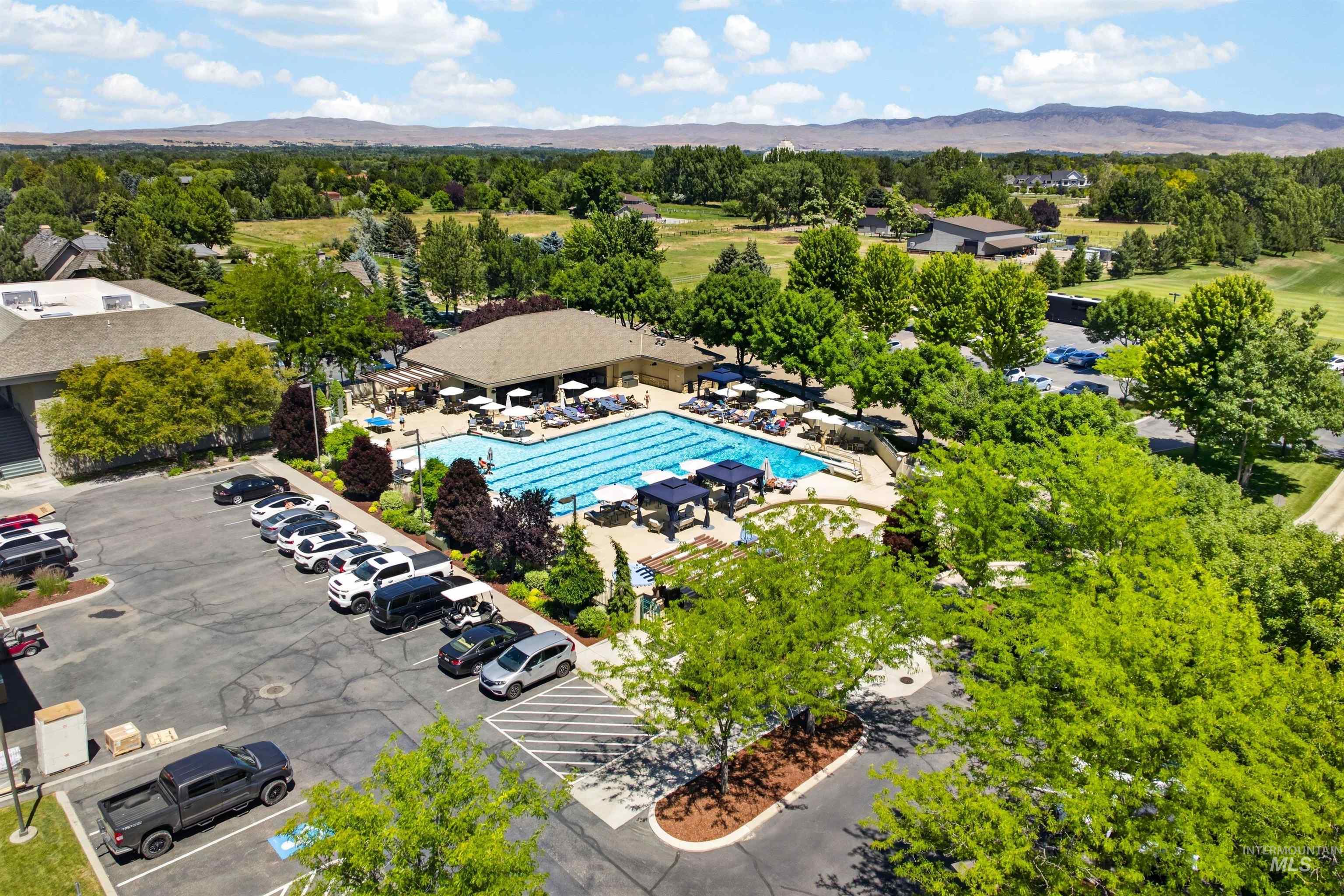 4221 W Greenspire Dr, Meridian, Idaho 83646, 5 Bedrooms, 3.5 Bathrooms, Residential For Sale, Price $1,295,000,MLS 98994851