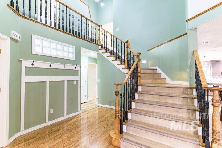 3160 E Springwood Dr, Meridian, Idaho 83642, 6 Bedrooms, 4 Bathrooms, Residential For Sale, Price $1,275,000,MLS 98994852