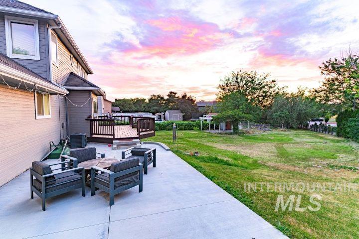 3160 E Springwood Dr, Meridian, Idaho 83642, 6 Bedrooms, 4 Bathrooms, Residential For Sale, Price $1,275,000,MLS 98994852