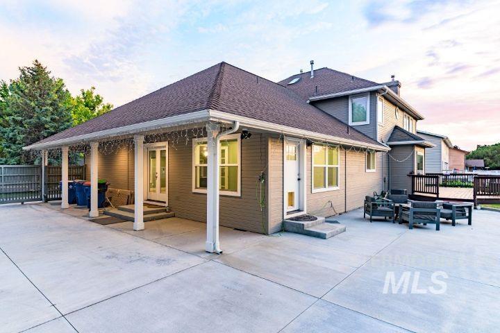 3160 E Springwood Dr, Meridian, Idaho 83642, 6 Bedrooms, 4 Bathrooms, Residential For Sale, Price $1,275,000,MLS 98994852