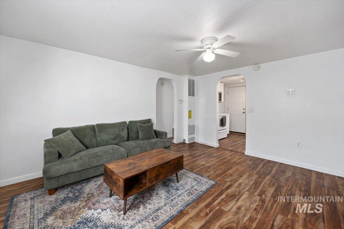 430 Eden St N, Twin Falls, Idaho 83301, 2 Bedrooms, 1 Bathroom, Residential For Sale, Price $179,500, 98994854