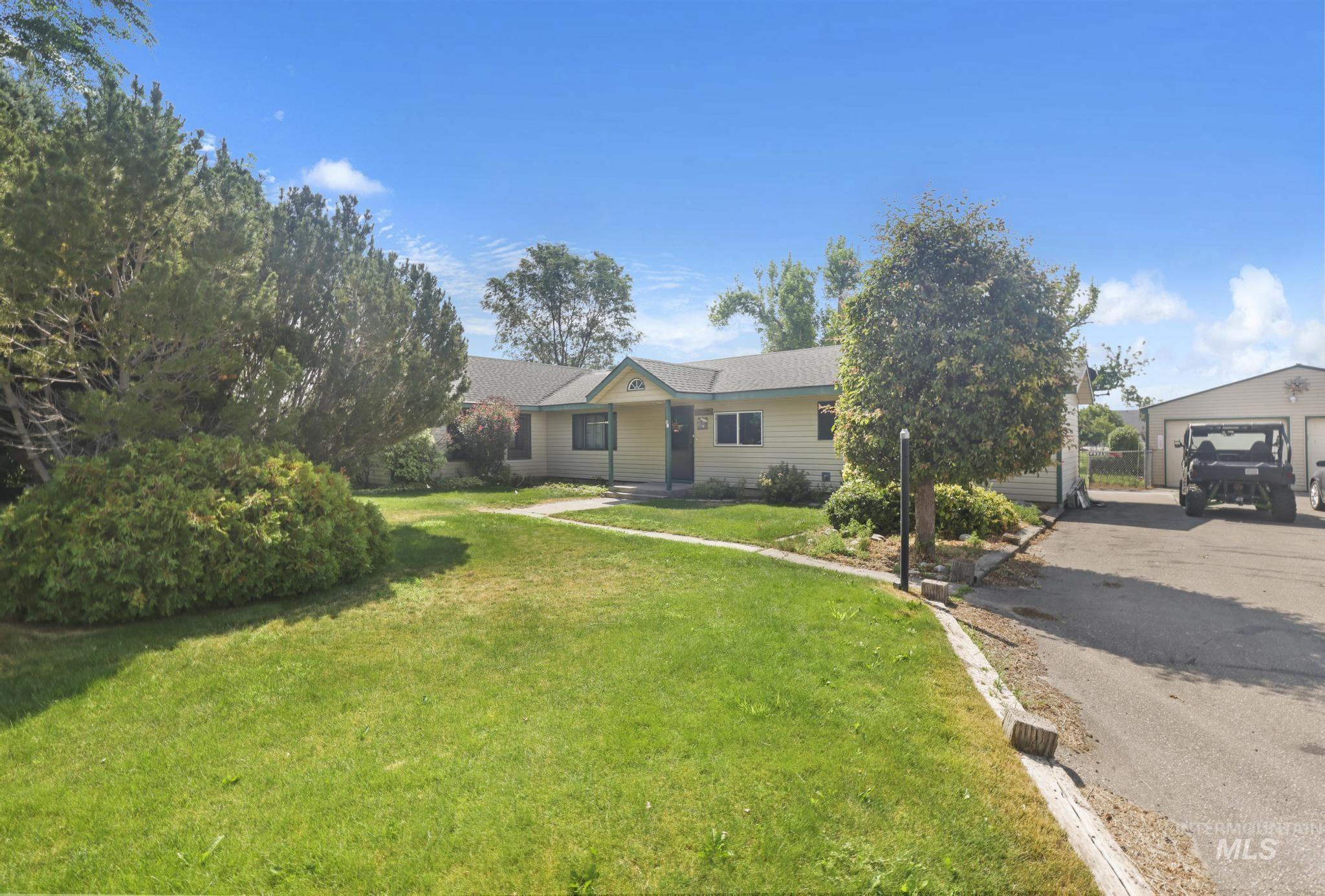 35 Sun Meadows E, Jerome, Idaho 83338, 4 Bedrooms, 4 Bathrooms, Residential For Sale, Price $599,900, 98994859