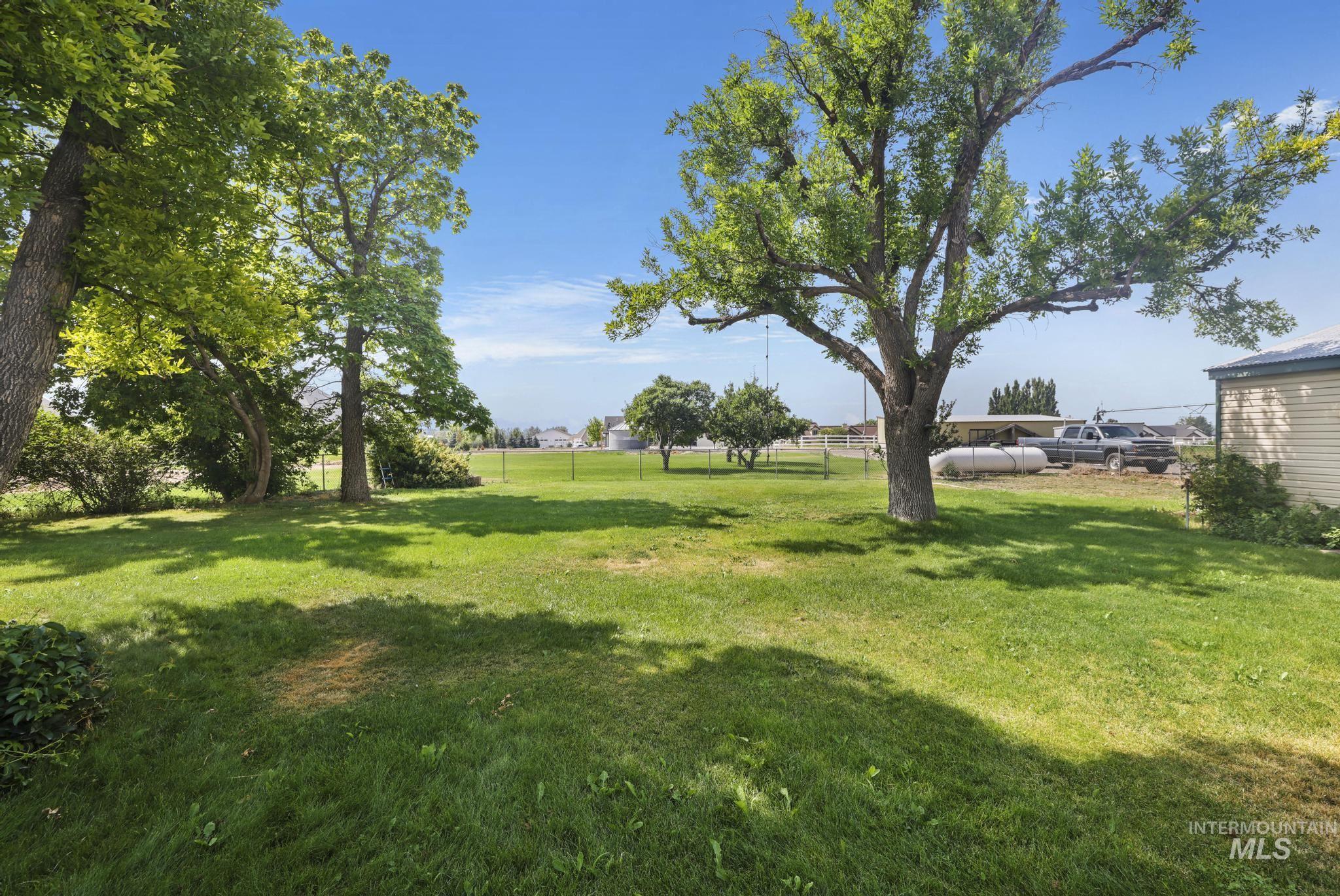 35 Sun Meadows E, Jerome, Idaho 83338, 4 Bedrooms, 4 Bathrooms, Residential For Sale, Price $599,900, 98994859