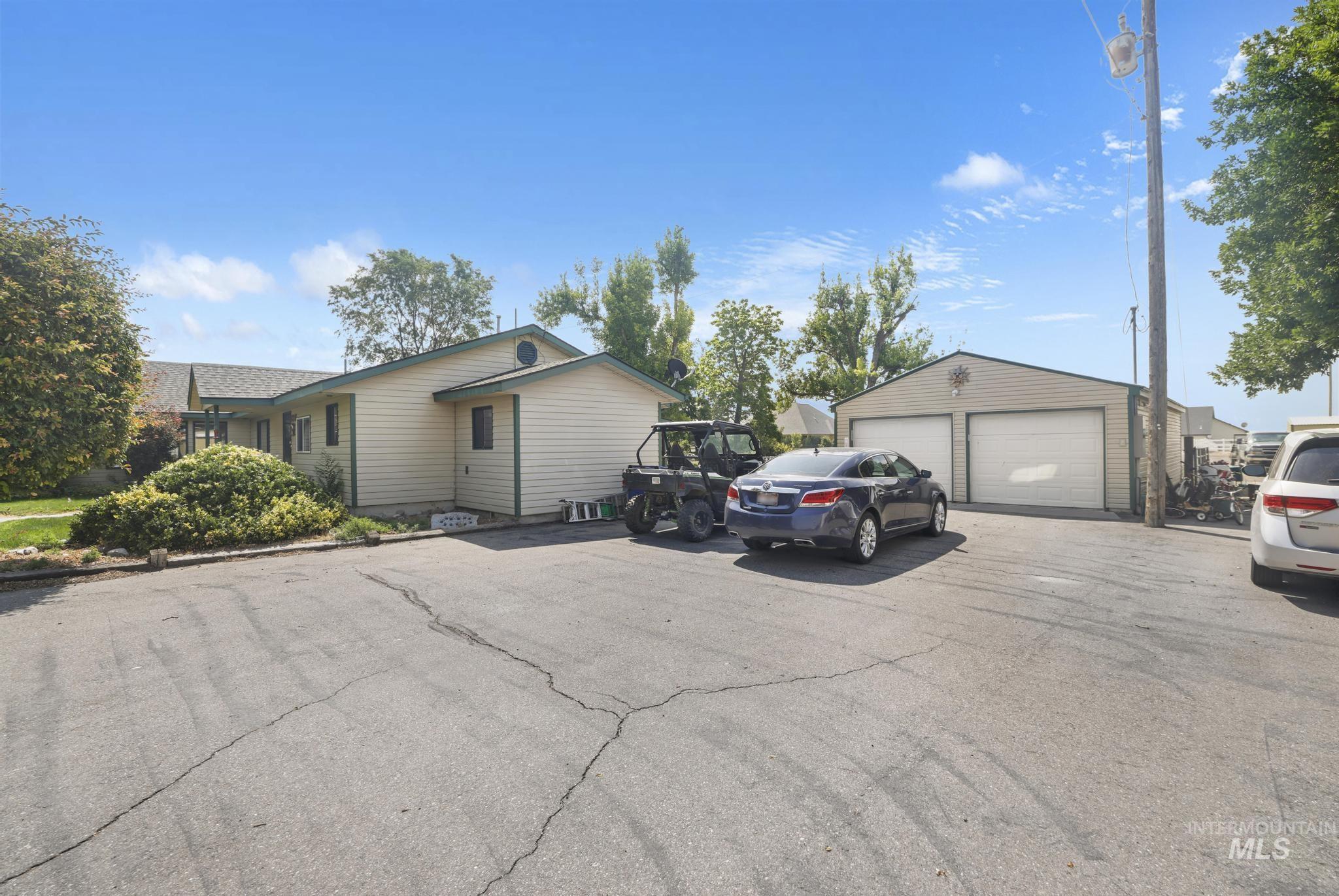 35 Sun Meadows E, Jerome, Idaho 83338, 4 Bedrooms, 2 Bathrooms, Residential For Sale, Price $589,900,MLS 98994859