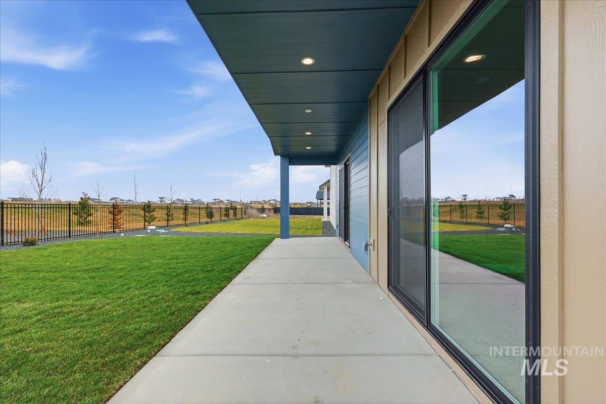 7818 Flathead Lake St, Eagle, Idaho 83616, 3 Bedrooms, 3 Bathrooms, Residential For Sale, Price $849,750, 98994862