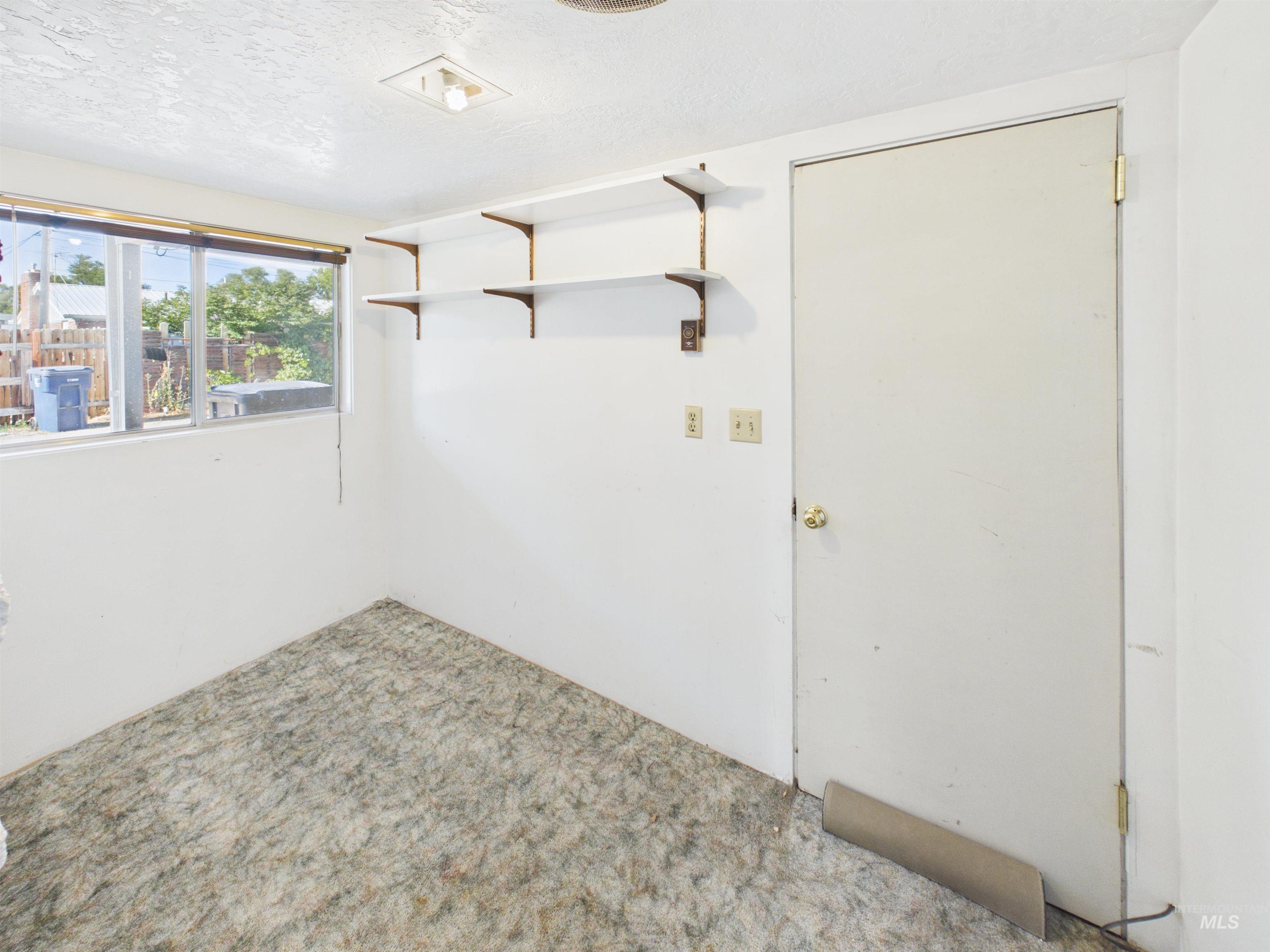 334 S 4TH Street, Rupert, Idaho 83350, 3 Bedrooms, 1.5 Bathrooms, Residential For Sale, Price $329,000, 98994868