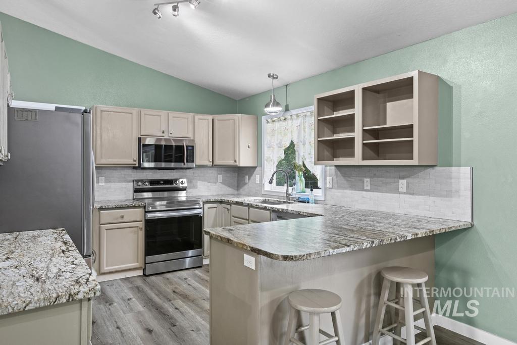 110 E McKinley St., New Plymouth, Idaho 83655, 3 Bedrooms, 2 Bathrooms, Residential For Sale, Price $440,000,MLS 98994869