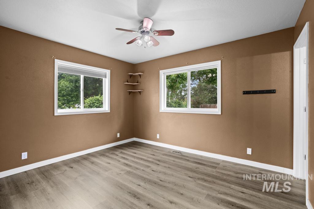 110 E McKinley St., New Plymouth, Idaho 83655, 3 Bedrooms, 2 Bathrooms, Residential For Sale, Price $440,000,MLS 98994869