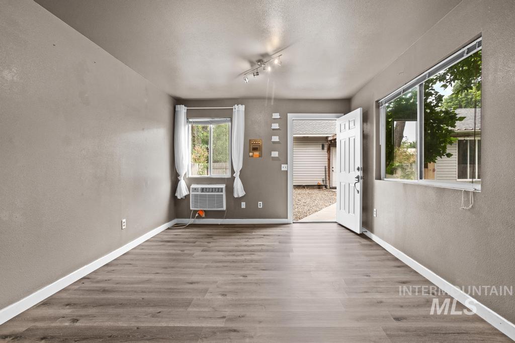 110 E McKinley St., New Plymouth, Idaho 83655, 3 Bedrooms, 2 Bathrooms, Residential For Sale, Price $440,000,MLS 98994869