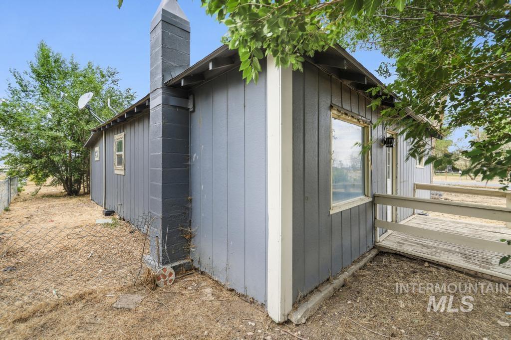 2449 Idaho Ave, Hollister, Idaho 83301, 2 Bedrooms, 1 Bathroom, Residential For Sale, Price $145,000,MLS 98994871
