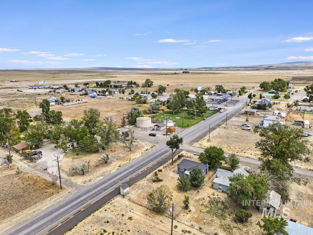 2449 Idaho Ave, Hollister, Idaho 83301, 2 Bedrooms, 1 Bathroom, Residential For Sale, Price $145,000,MLS 98994871
