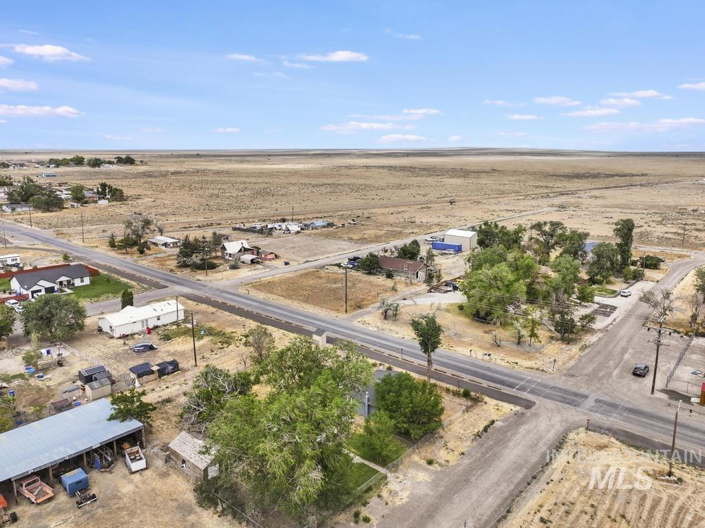 2449 Idaho Ave, Hollister, Idaho 83301, 2 Bedrooms, 1 Bathroom, Residential For Sale, Price $145,000, 98994871