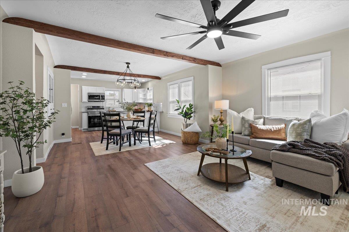 720 17th Avenue S., Nampa, Idaho 83651, 5 Bedrooms, 2 Bathrooms, Residential For Sale, Price $423,900, 98994873